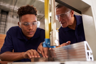Apprentis et encadrants